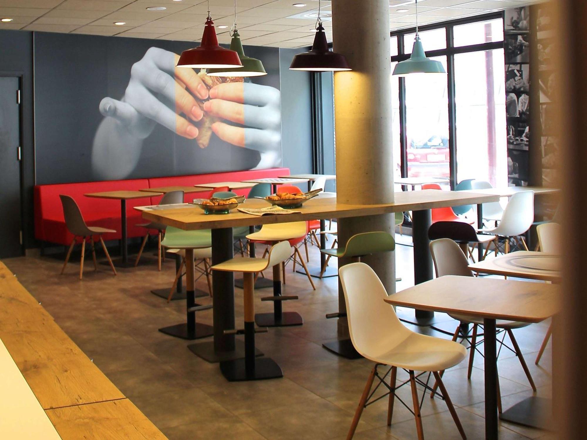 Отель Ibis Lille Centre Grand Palais Экстерьер фото
